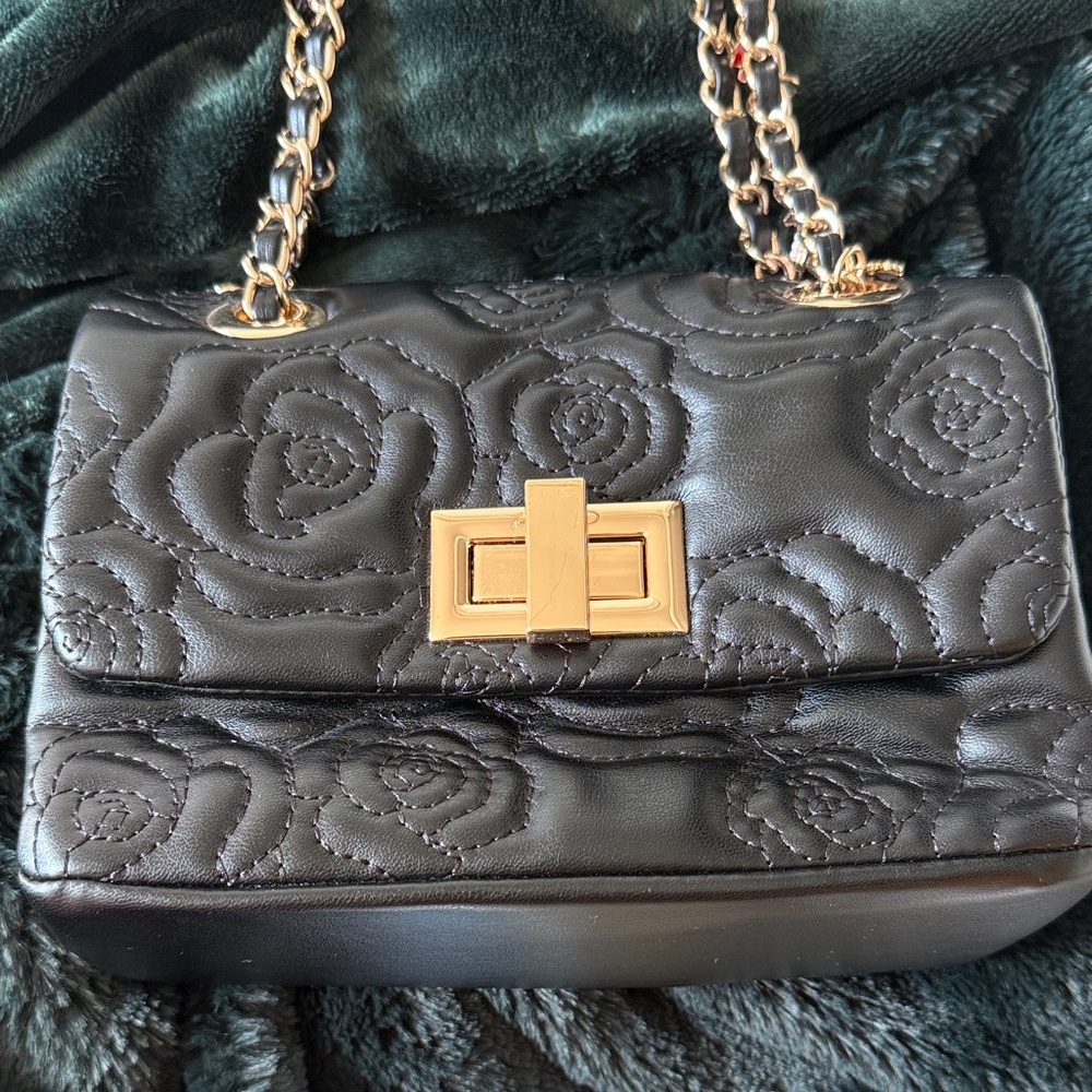 ALDO Black Rosette Quilted Leather Chain Bag